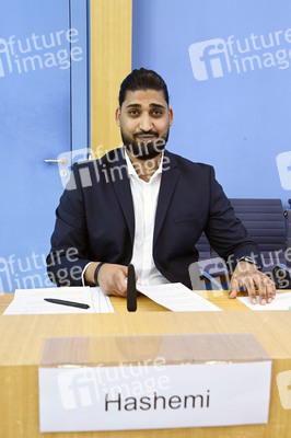 Bundespressekonferenz Jahresbilanz rechte Gewalt 2021 und Coronaleugner-Gewalt in Berlin