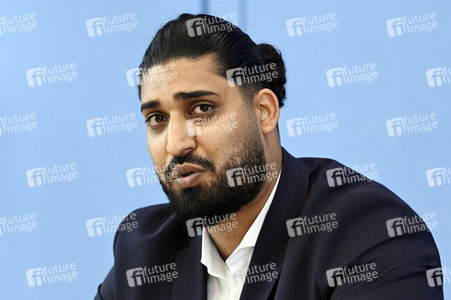 Bundespressekonferenz Jahresbilanz rechte Gewalt 2021 und Coronaleugner-Gewalt in Berlin
