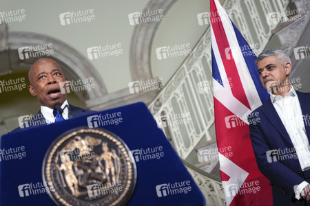 Sadiq Khan zu Gast im Rathaus von New York