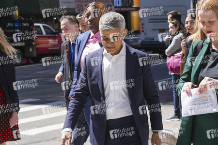 Sadiq Khan auf dem Times Square in New York