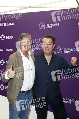 Opening von Survivors Home in Berlin