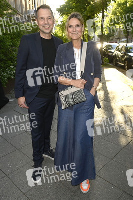 Opening von Survivors Home in Berlin