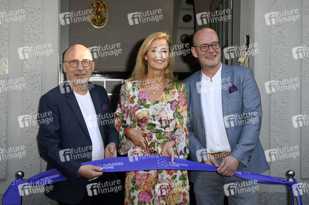 Opening von Survivors Home in Berlin
