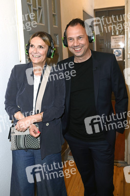 Opening von Survivors Home in Berlin