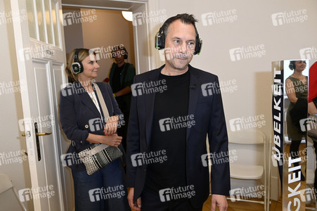 Opening von Survivors Home in Berlin