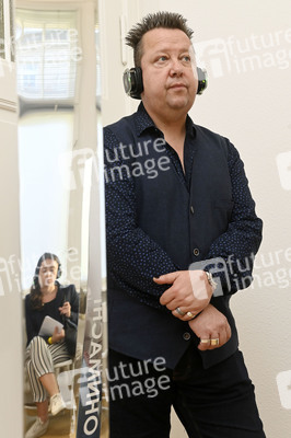 Opening von Survivors Home in Berlin