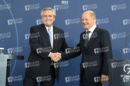 Pressekonferenz von Olaf Scholz und Alberto Ángel Fernández in Berlin
