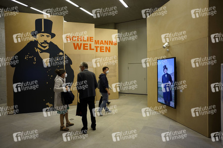 Pressetermin zur Ausstellung 'Schliemanns Welten. Sein Leben. Seine Entdeckungen. Sein Mythos' in Berlin