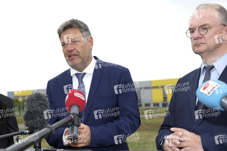 Robert Habeck in Leuna