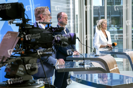 Wahlabend der Landtagswahl in Nordrhein-Westfalen in Düsseldorf
