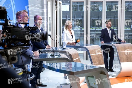 Wahlabend der Landtagswahl in Nordrhein-Westfalen in Düsseldorf