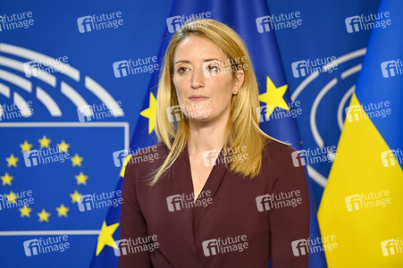 Fototermin mit Maia Sandu und Roberta Metsola im EU-Parlament in Brüssel