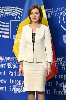 Fototermin mit Maia Sandu und Roberta Metsola im EU-Parlament in Brüssel