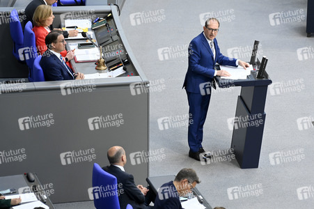 37. Sitzung des Deutschen Bundestages in Berlin