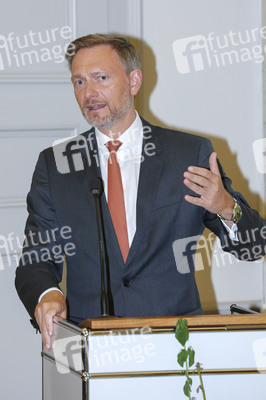 Eintrag von G7-Finanzminstern ins Goldene Buch der Stadt Bonn