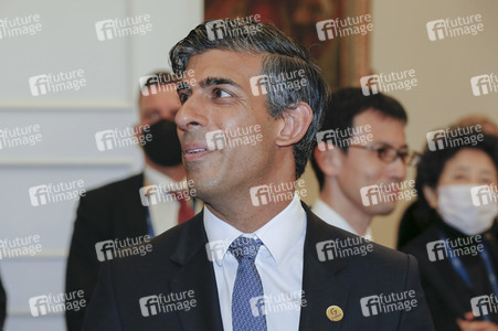 Eintrag von G7-Finanzminstern ins Goldene Buch der Stadt Bonn