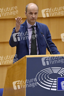 Plenartagung zur Bekämpfung der Straflosigkeit bei Kriegsverbrechen in der Ukraine im EU-Parlament in Brüssel