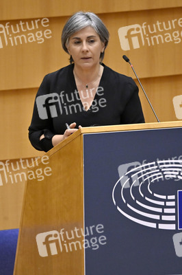 Plenartagung zur Bekämpfung der Straflosigkeit bei Kriegsverbrechen in der Ukraine im EU-Parlament in Brüssel