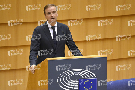 Plenartagung zur Bekämpfung der Straflosigkeit bei Kriegsverbrechen in der Ukraine im EU-Parlament in Brüssel