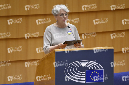 Plenartagung zur Bekämpfung der Straflosigkeit bei Kriegsverbrechen in der Ukraine im EU-Parlament in Brüssel