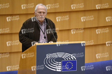 Plenartagung zur Bekämpfung der Straflosigkeit bei Kriegsverbrechen in der Ukraine im EU-Parlament in Brüssel