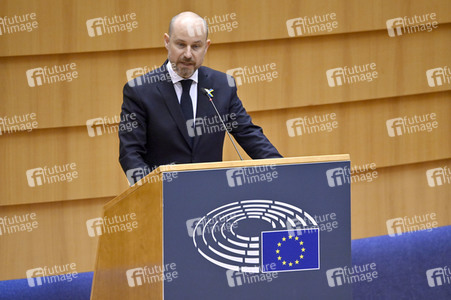 Plenartagung zur Bekämpfung der Straflosigkeit bei Kriegsverbrechen in der Ukraine im EU-Parlament in Brüssel