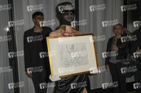 Ausstellungseröffnung 'Allegedly' von Anna Sorkin in New York