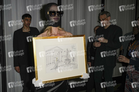 Ausstellungseröffnung 'Allegedly' von Anna Sorkin in New York