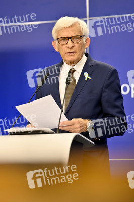 Pressekonferenz zur Trilog-Vereinbarung zur Gasspeicherung im EU-Parlament in Brüssel