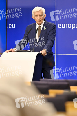 Pressekonferenz zur Trilog-Vereinbarung zur Gasspeicherung im EU-Parlament in Brüssel