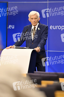 Pressekonferenz zur Trilog-Vereinbarung zur Gasspeicherung im EU-Parlament in Brüssel