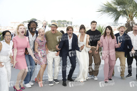 Photocall 'Triangle of Sadness', Cannes Film Festival 2022