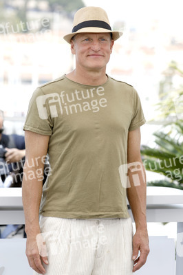 Photocall 'Triangle of Sadness', Cannes Film Festival 2022