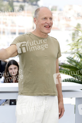 Photocall 'Triangle of Sadness', Cannes Film Festival 2022