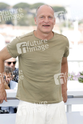 Photocall 'Triangle of Sadness', Cannes Film Festival 2022