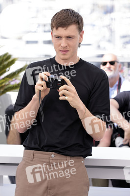 Photocall 'Triangle of Sadness', Cannes Film Festival 2022