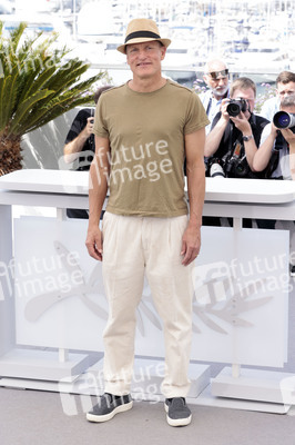 Photocall 'Triangle of Sadness', Cannes Film Festival 2022