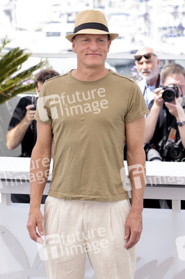Photocall 'Triangle of Sadness', Cannes Film Festival 2022