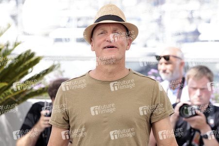 Photocall 'Triangle of Sadness', Cannes Film Festival 2022