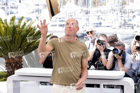 Photocall 'Triangle of Sadness', Cannes Film Festival 2022