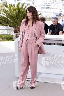 Photocall 'Triangle of Sadness', Cannes Film Festival 2022