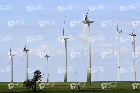 Symbolfoto Windenergie