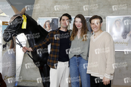 Filmpremiere 'Immenhof - Das große Versprechen' in Dresden