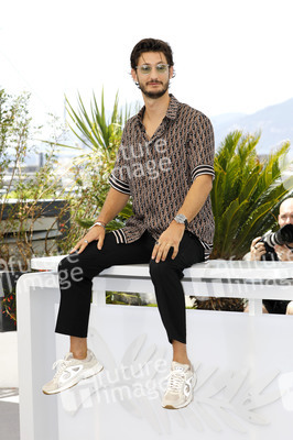 Photocall 'Masquerade', Cannes Film Festival 2022