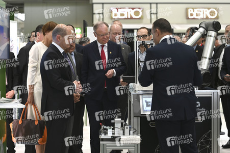 Eröffnungsrundgang auf der Hannover Messe 2022