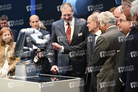 Eröffnungsrundgang auf der Hannover Messe 2022