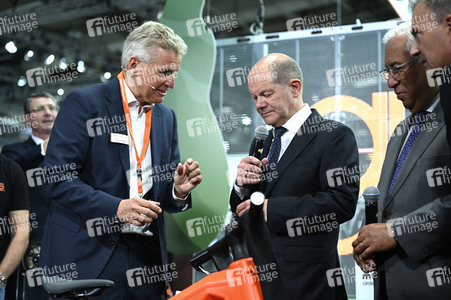 Eröffnungsrundgang auf der Hannover Messe 2022