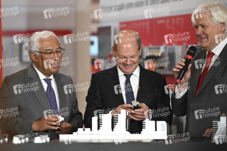 Eröffnungsrundgang auf der Hannover Messe 2022