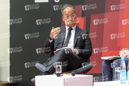 Übergabezeremonie Partnerland Portugal 2022 an Indonesien 2023 auf der Hannover Messe 2022