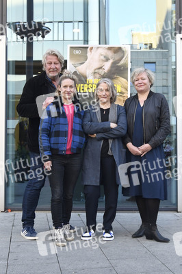 Filmpremiere 'Ein großes Versprechen' in Hannover